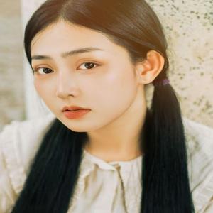 鲍朋月